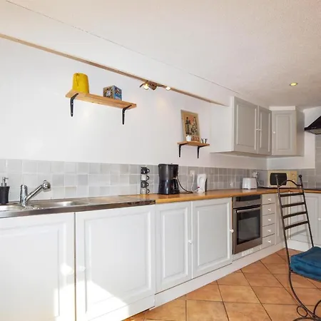 Feriehus 1 Bedroom Awesome Home In Sorede *