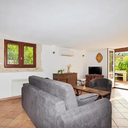 Feriehus 1 Bedroom Awesome Home In Sorede *